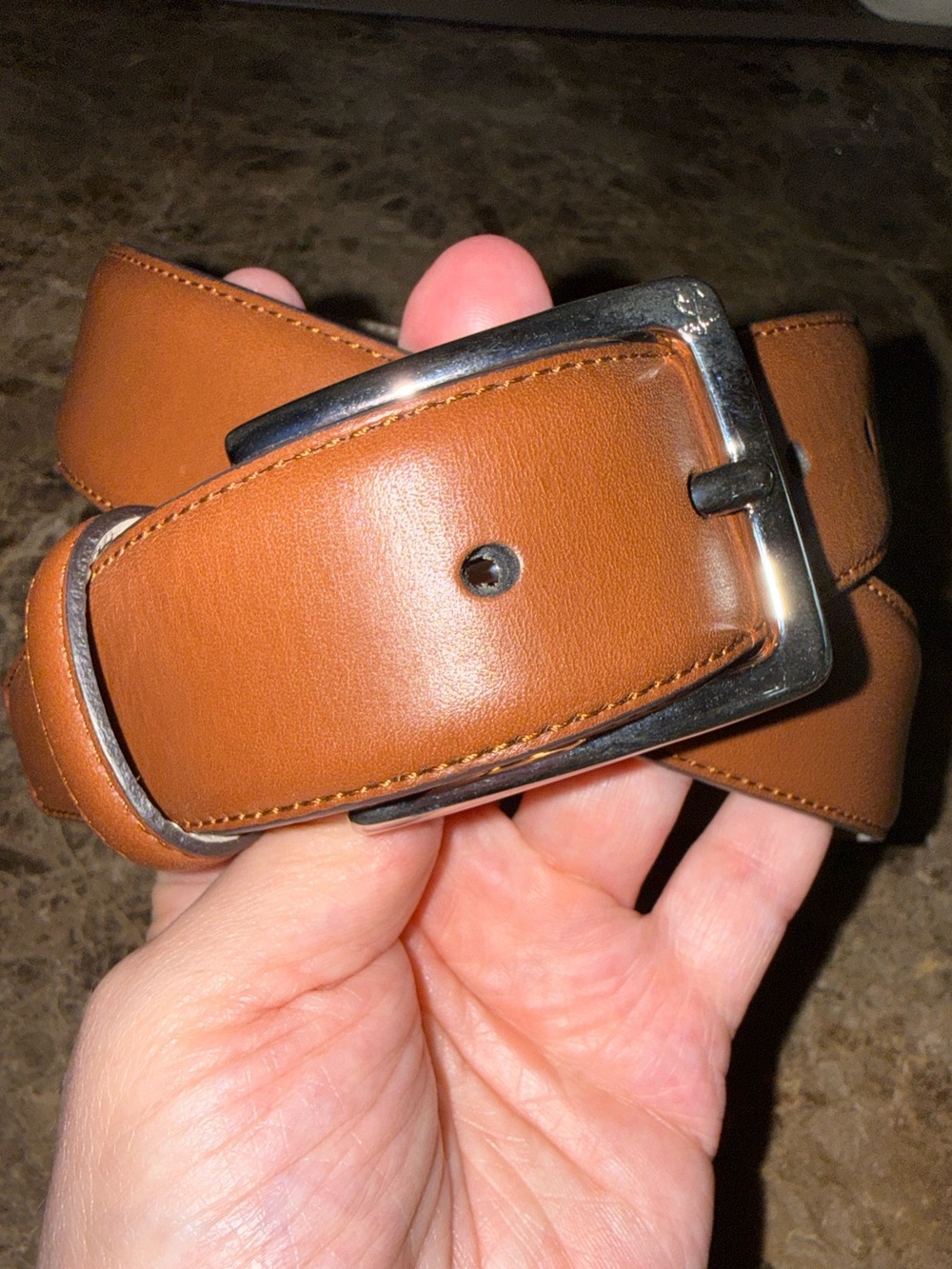 Brooks Brothers Men's Leather Belt in Brown - Minimalist Design, Size 32, NWT